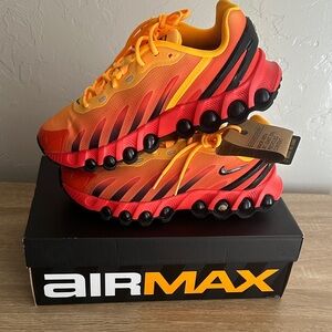 Nike Sneakers - Red and Orange Youth 7 or Women 8.5. EU 40